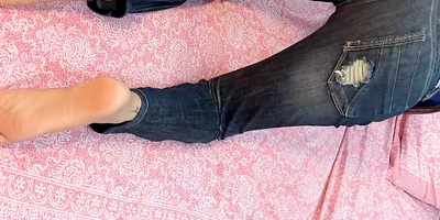 Wild Indian man drills jaw-dropping desi jean in undergarments on cam